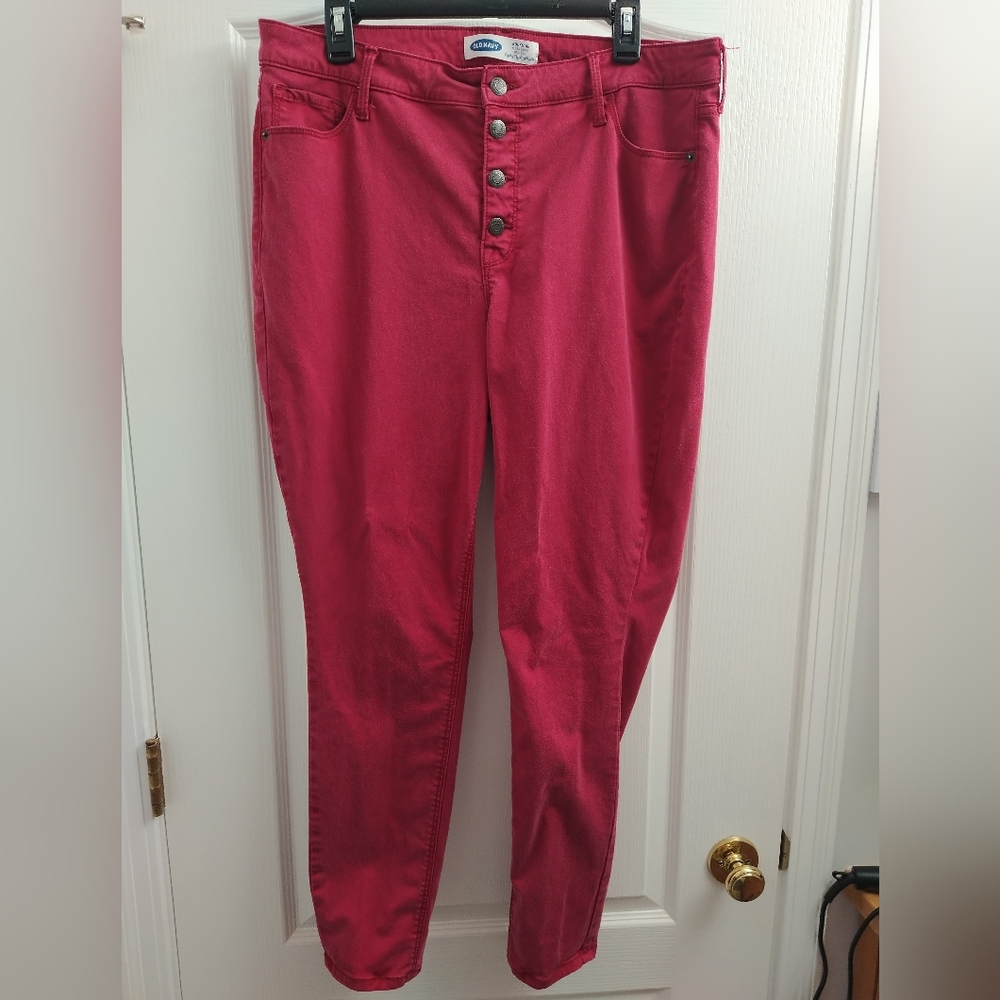 Old Navy Rockstar Jeans size 16